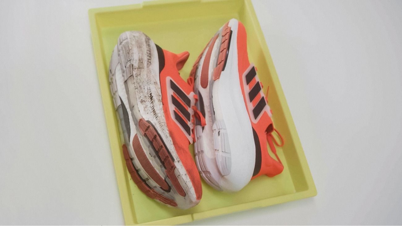 Cách giặt giày chạy bộ Adidas sạch đến từng ngóc ngách-8.jpg