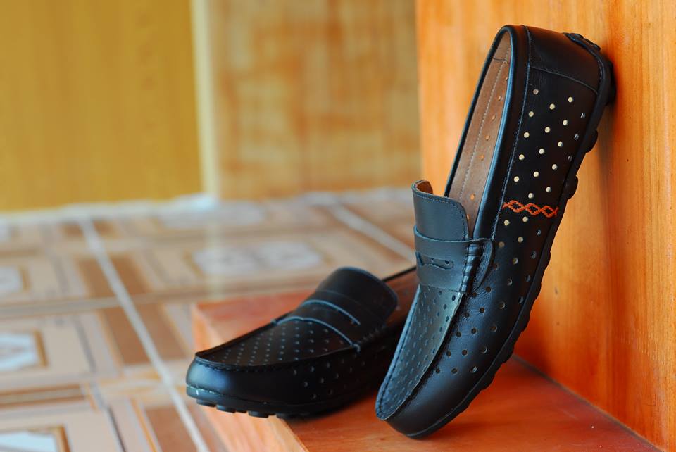Cách phối đồ đẹp chuẩn phong cách với giày slippers-1