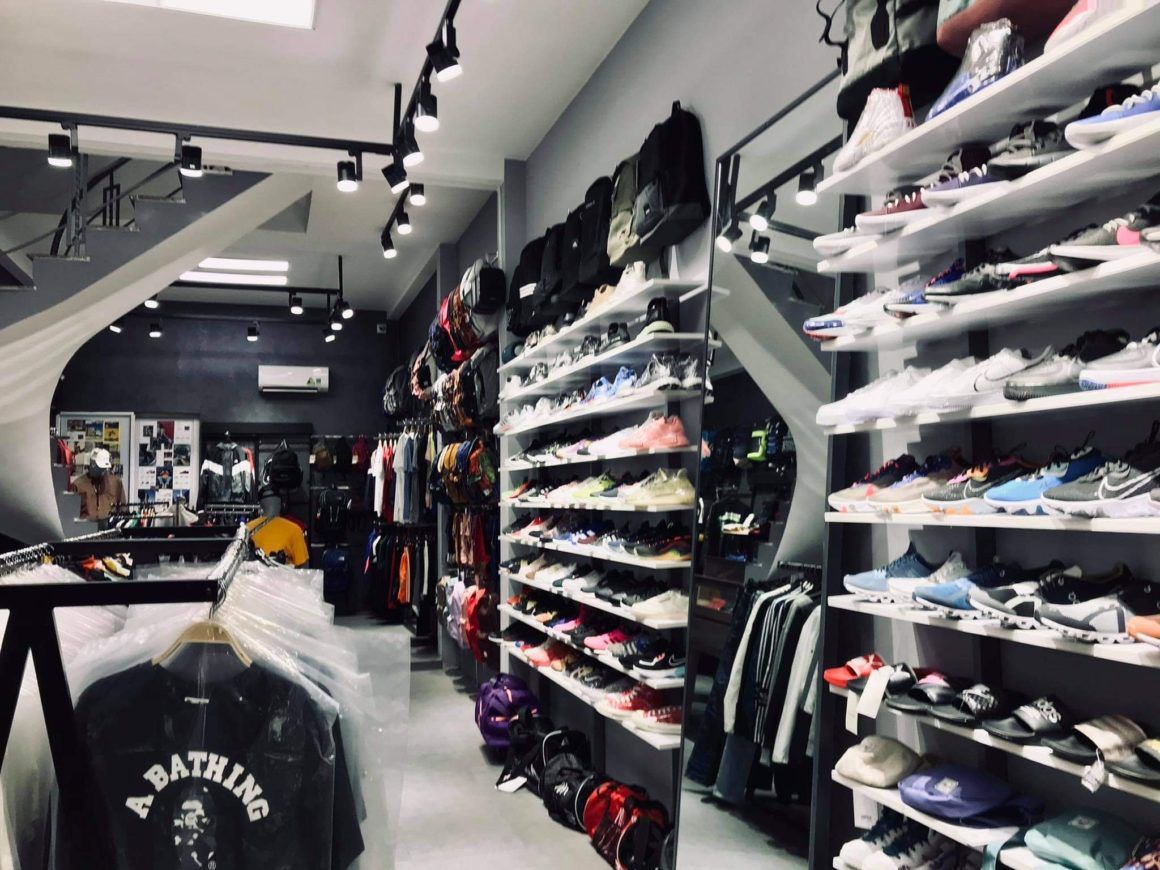Shop mua giày sneaker chính hãng TPHCM - Online Sneaker Store - Sole Station