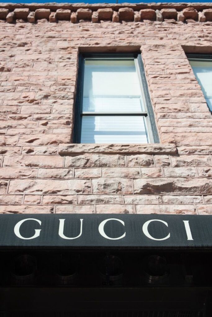 Tóm Lược Lịch Sử Thương Hiệu Gucci