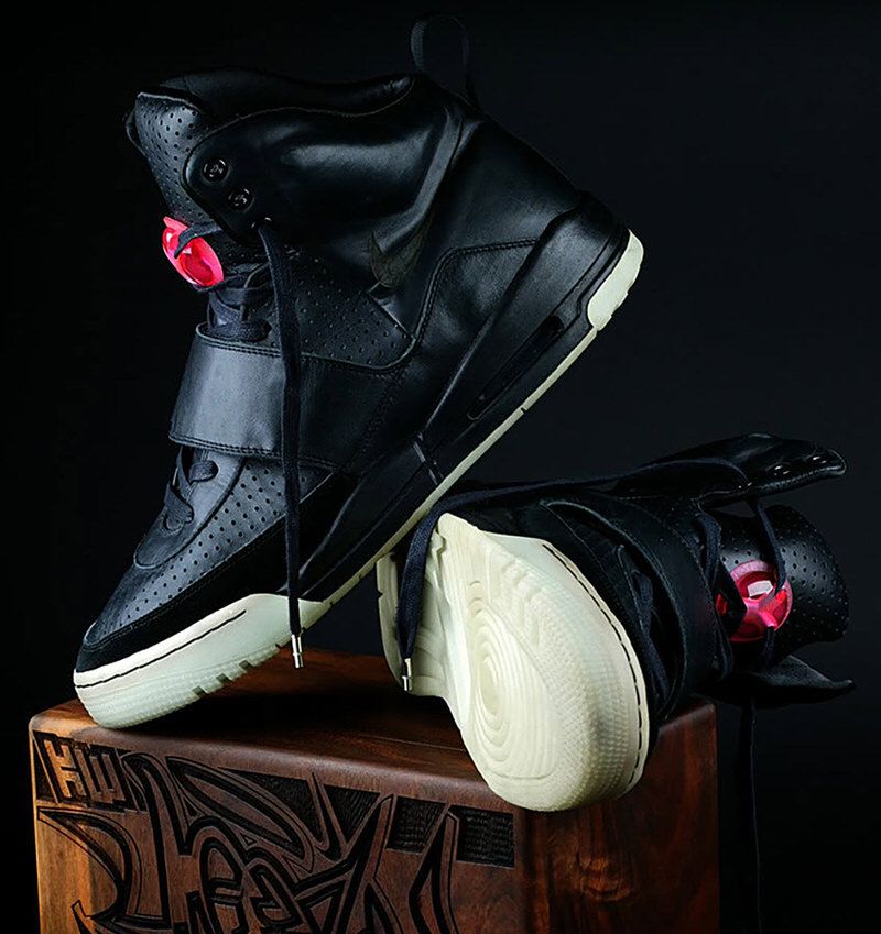 Nike Air Yeezy 1 Grammy